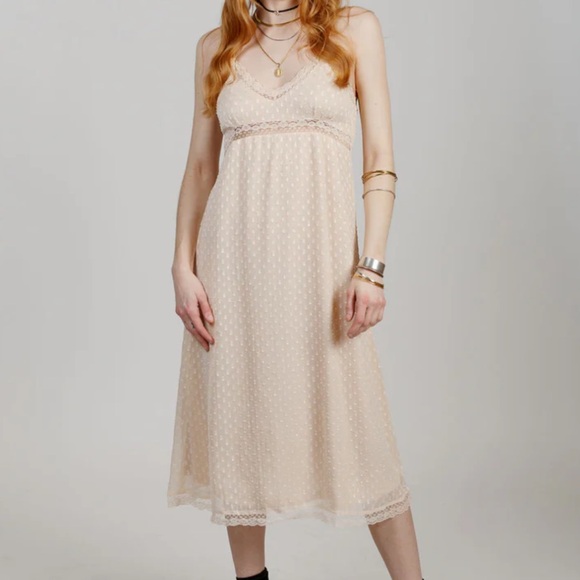 Band of Gypsies Dresses & Skirts - NWT Band of the Free | Amalie Ivory Slip Midi Dress M